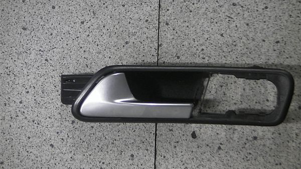 Poignée interieur VW TOURAN (1T1, 1T2)