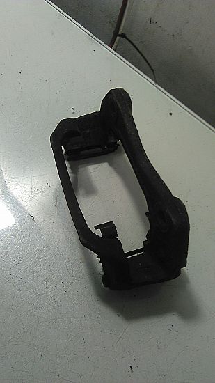 Bremsecaliperholder / bremseåk HYUNDAI