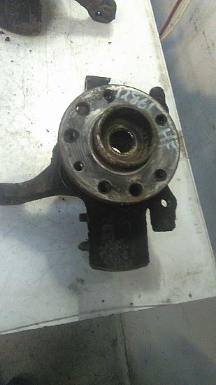 Spindle - front OPEL ASTRA H Estate (A04)