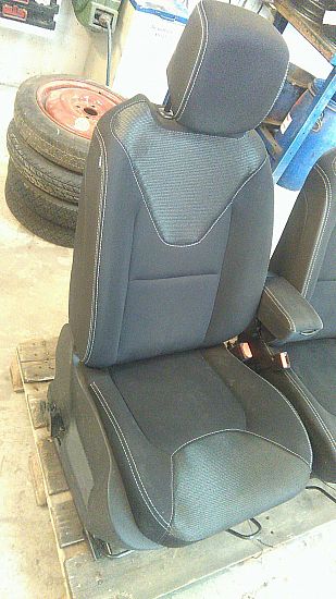 Front seats - 4 doors RENAULT CLIO IV (BH_)