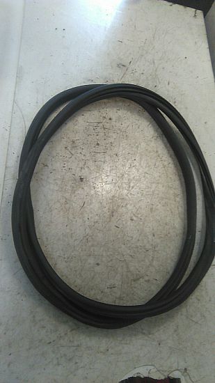 Rear hood moulding, rubber FORD FIESTA VII (HU, HF)