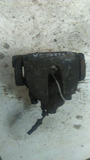 Brake caliper - ventilated front left FORD FOCUS III