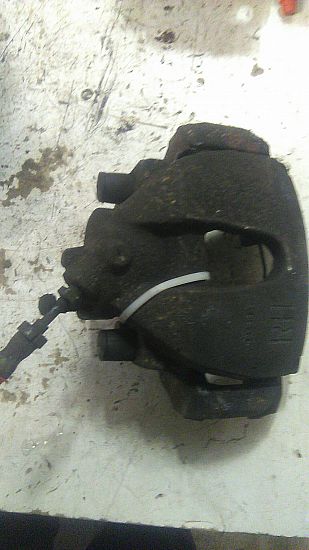 Brake caliper - ventilated front right FORD FOCUS III