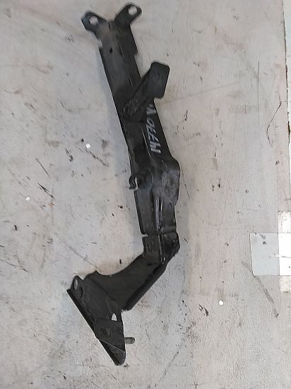 Bumperbalk voor AUDI A4 (8K2, B8)