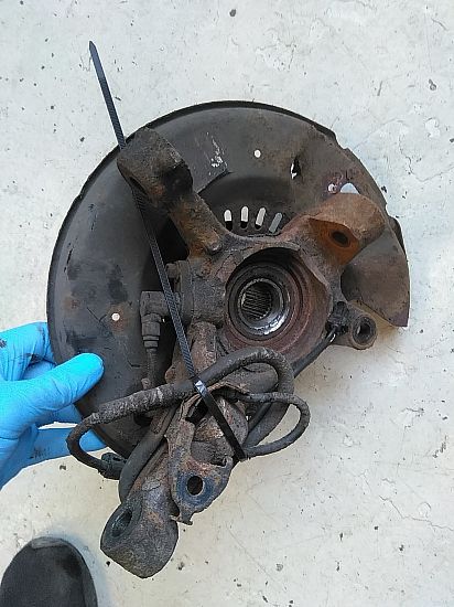 Spindel for TOYOTA YARIS VERSO / FUN CARGO (_P2_)