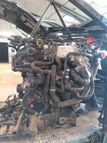 Motor VW TOURAN (5T1)
