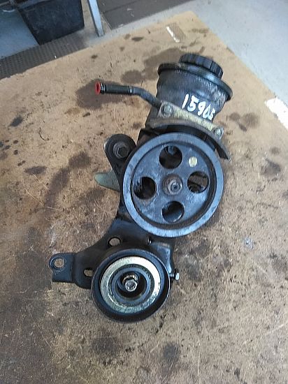 Servopumpe TOYOTA AVENSIS VERSO (_M2_)