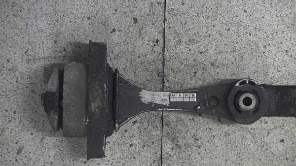 montage du moteur / Support de montage du moteur VW GOLF Mk IV (1J1)