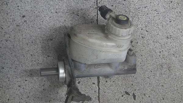 Brake - Master cylinder TOYOTA AVENSIS Estate (_T22_)