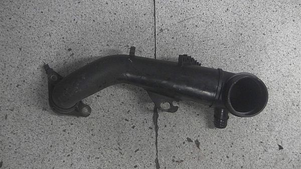 turbo / Intercooler hose / pipe VW VENTO (1H2)
