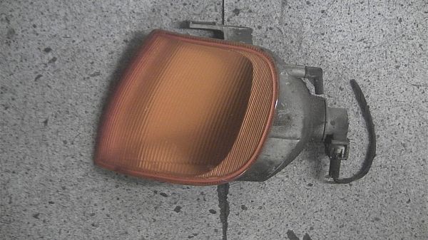 Kierunkowskaz – przedni VW POLO (6N1)