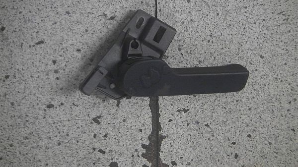 Hood release handle
