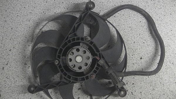 Radiator fan electrical SEAT TOLEDO Mk II (1M2)