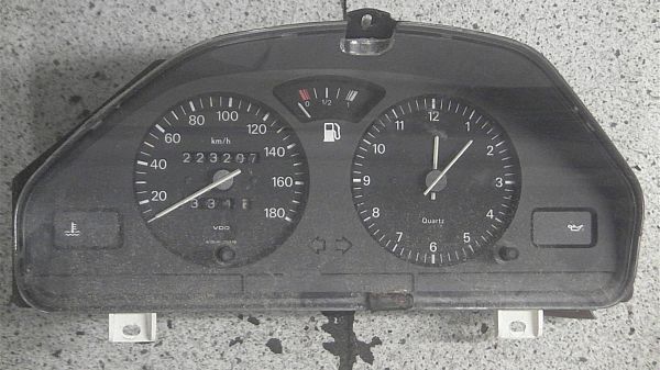 Compteur de vitesse /compte tours PEUGEOT 106   (1A, 1C)