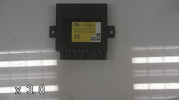 Central lock - relay FORD TRANSIT CONNECT (P65_, P70_, P80_)