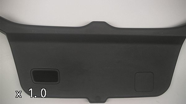 habillage du couvercle coffre arrière CHEVROLET AVEO Hatchback (T300)