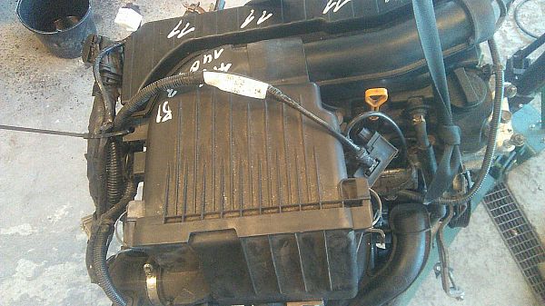 Motor SUZUKI SWIFT III (FZ, NZ)