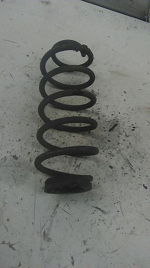 Fjederben - bag TOYOTA YARIS/VITZ (_P9_)