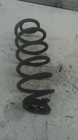 Fjederben - bag TOYOTA YARIS/VITZ (_P9_)