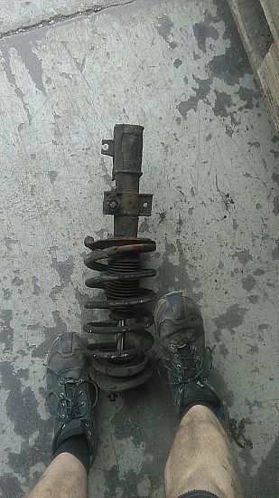 Front shock VOLVO S60 I (384)