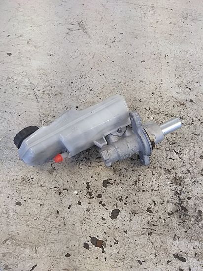 Brake - Master cylinder TOYOTA AURIS (_E15_)