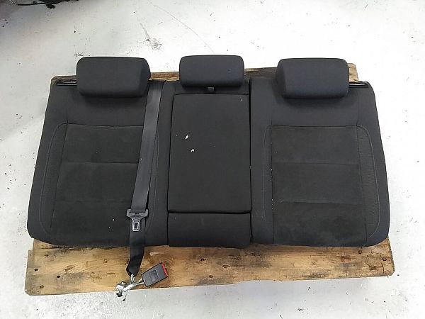 Fotel tylny VW GOLF VI (5K1)