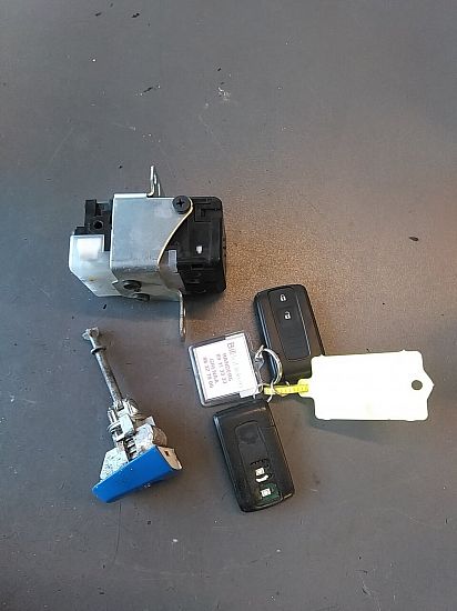 Cilinderslot TOYOTA COROLLA Verso (ZER_, ZZE12_, R1_)