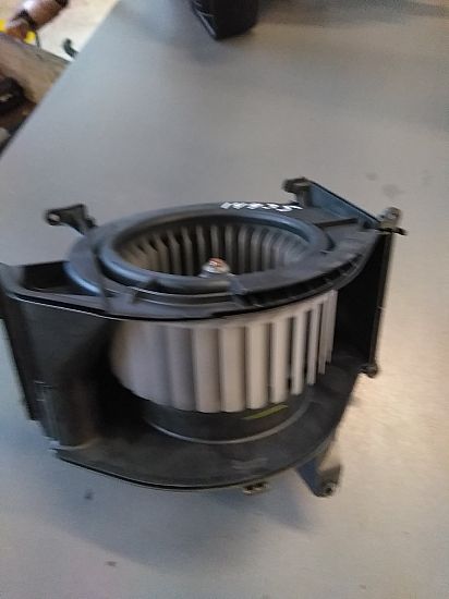 Blæsermodstand / Varmeblæser AUDI A6 Avant (4F5, C6)