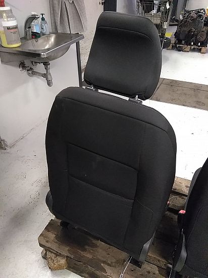 Front seats - 4 doors FORD MONDEO V Turnier (CF)