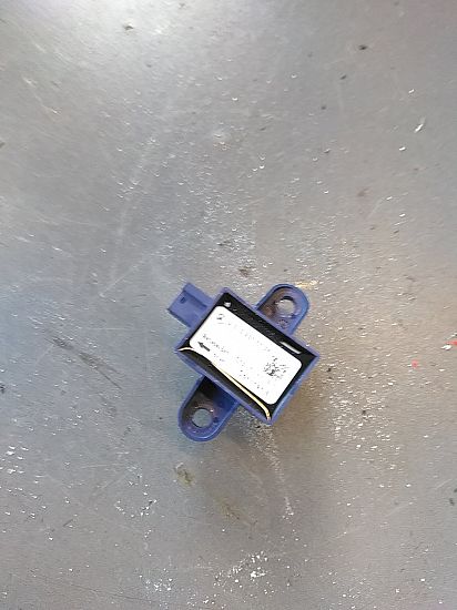 Airbag deployment crash sensor