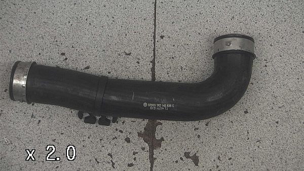 turbo / Intercooler hose / pipe SEAT LEON (1P1)