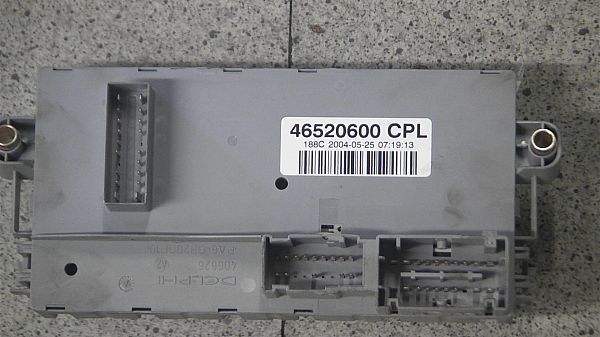 Sikringsboks FIAT PUNTO (188_)