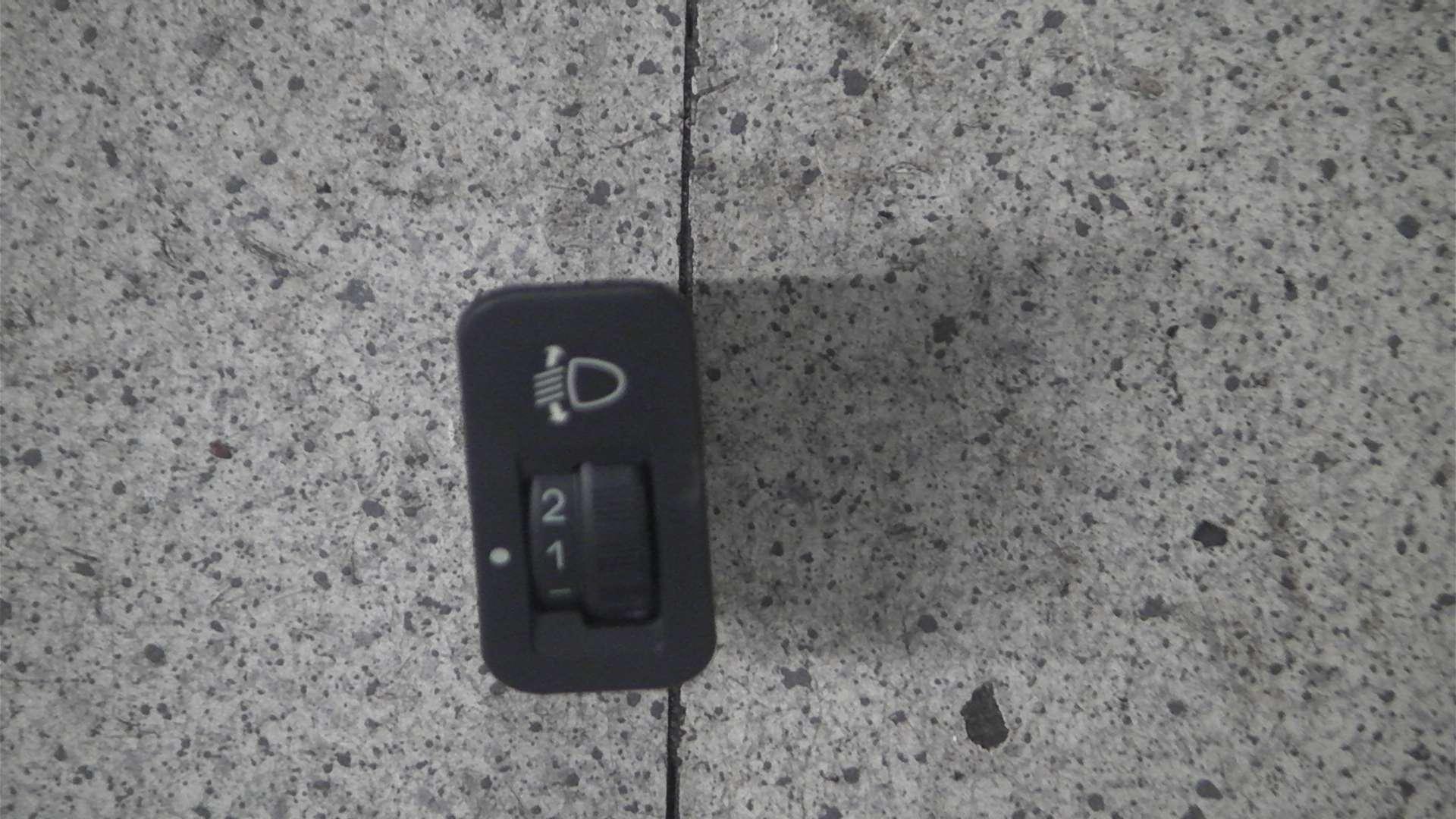 Leuchtweitenregulierungsschalter PEUGEOT 306 Break (7E, N3, N5)