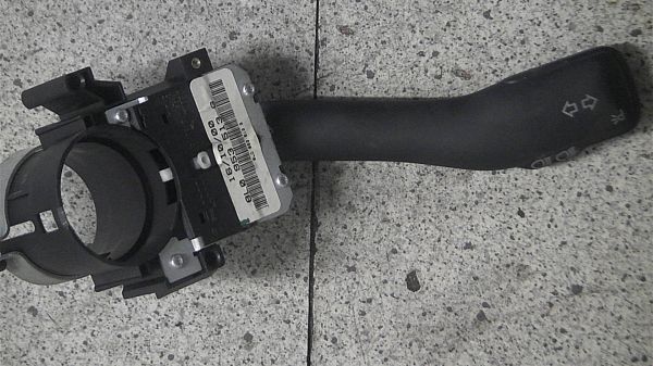 Kontakt - blinklys VW BORA (1J2)