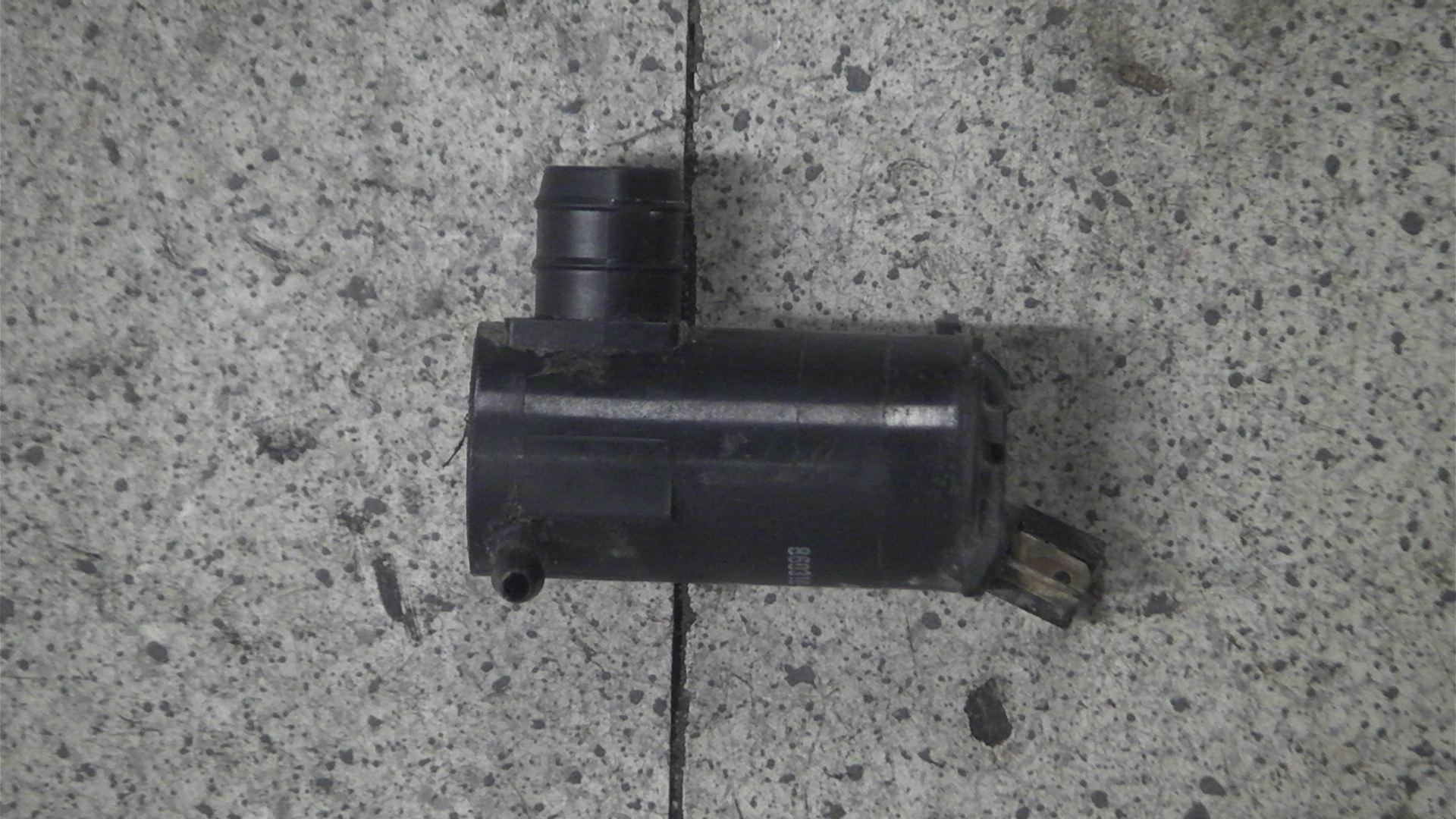 Wischwaschmotor MAZDA 323 F Mk V (BA)