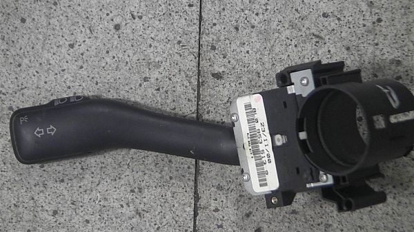 Kontakt - blinklys VW GOLF Mk IV (1J1)