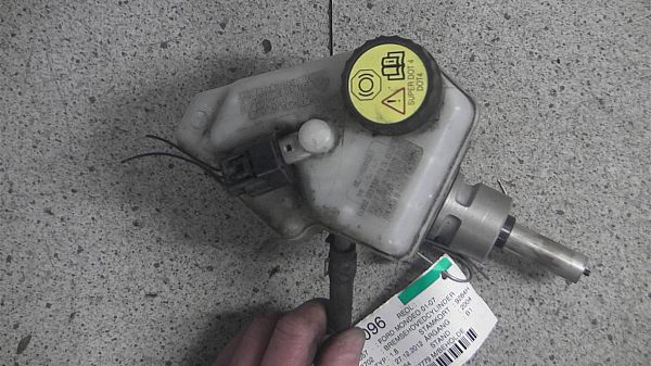 Brake - Master cylinder FORD MONDEO Mk III Turnier (BWY)