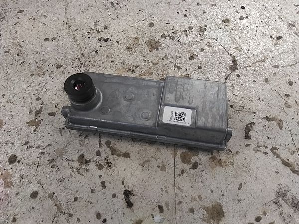 Kamera przednia RENAULT MEGANE IV Hatchback (B9A/M/N_)