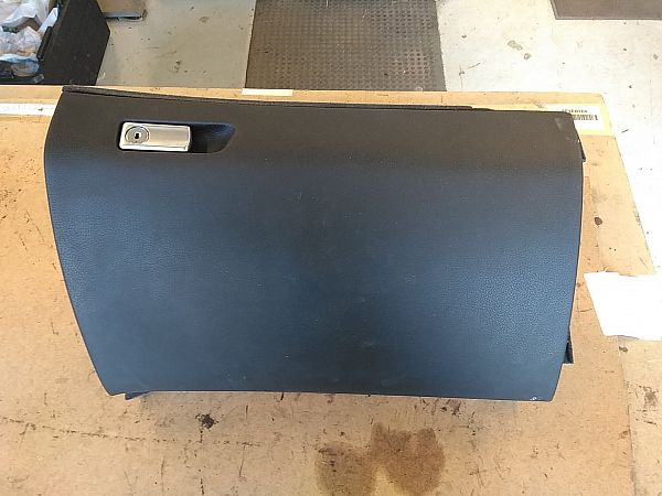 Handskerum MERCEDES-BENZ M-CLASS (W166)