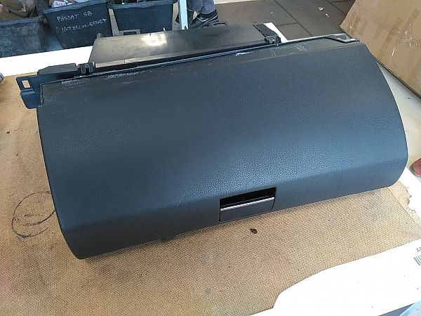 Handskerum MERCEDES-BENZ A-CLASS (W169)