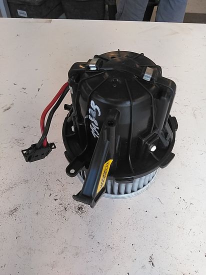 Blæsermodstand / Varmeblæser AUDI A5 Sportback (8TA)