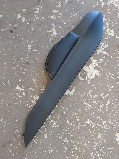 Mittelkonsole waagerecht FORD FOCUS IV (HN)