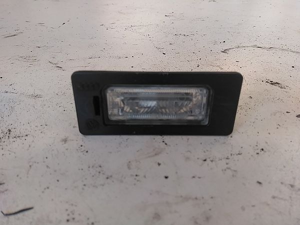 Feux plaque immatriculation AUDI A5 Sportback (8TA)