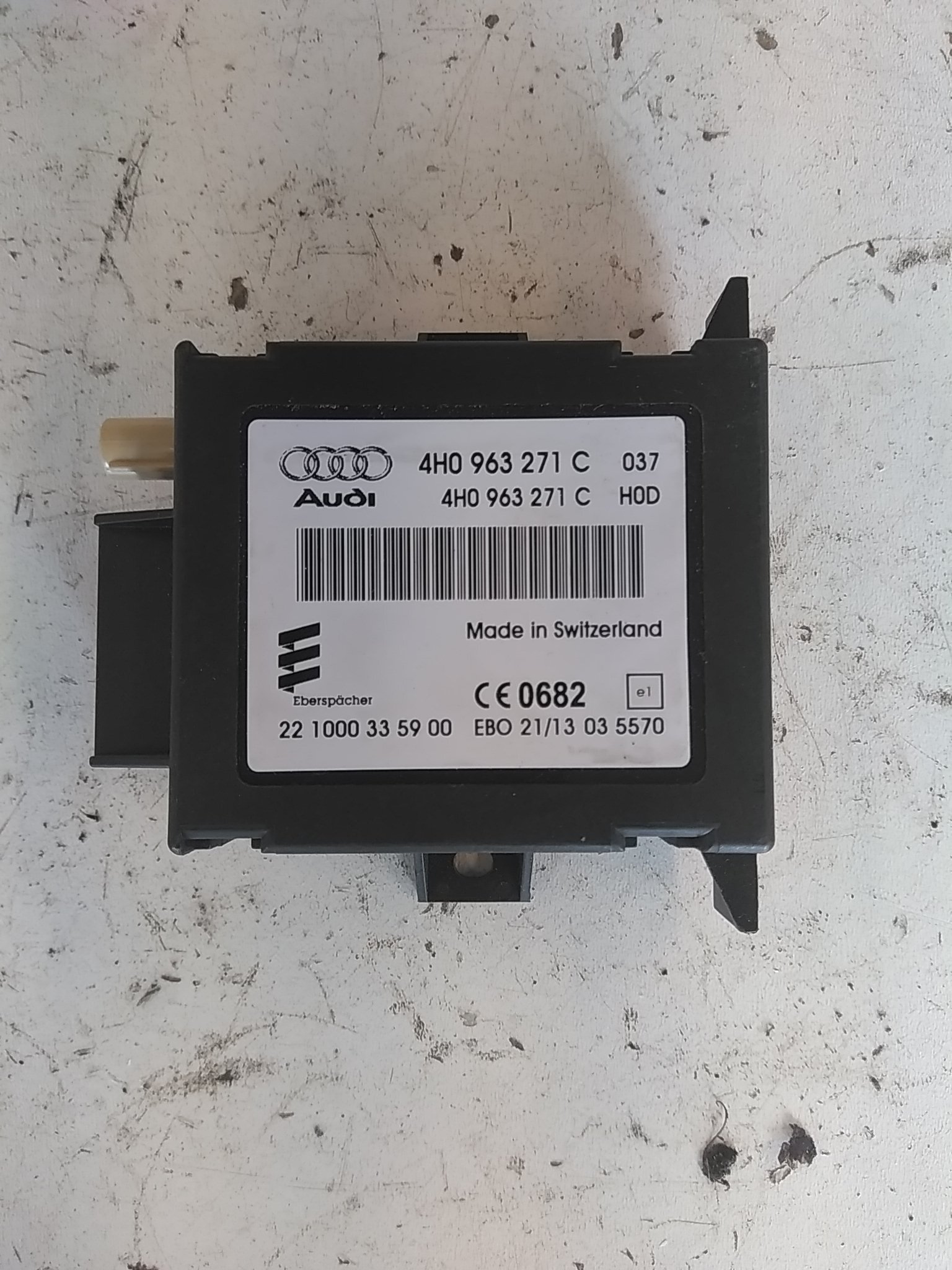 Audi A6 Allroad (4GH, 4GJ, C7) Engine cabin heater 4H0 963 271 C