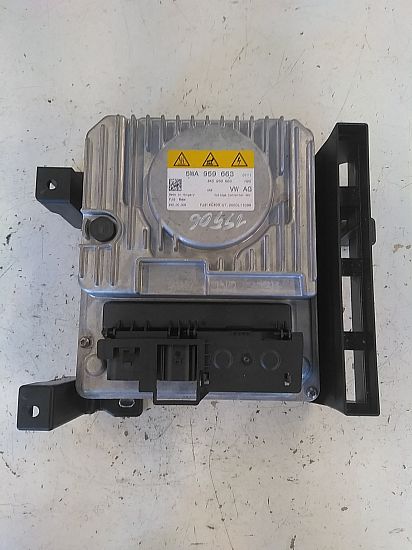 Styreenhed / elektrisk omformer AUDI A3 Limousine (8YS)