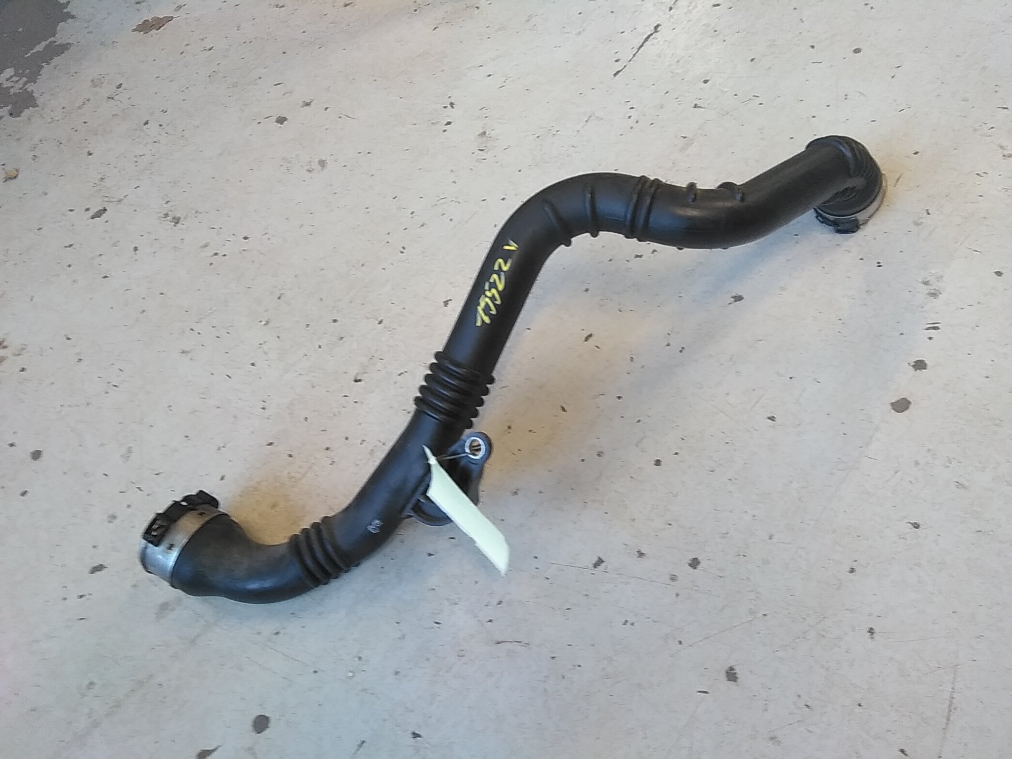 くにひこまる165R13 Nissan QASHQAI II SUV (J11, J11_) turbo / Intercooler hose