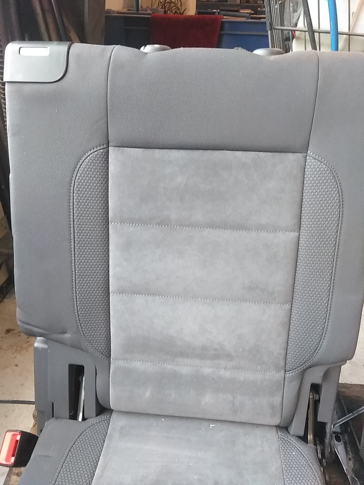 VW TOURAN (1T3) Back seat 1T0885866