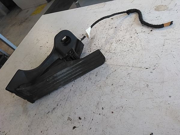 Gasspedal bryter VW TOURAN (1T3)