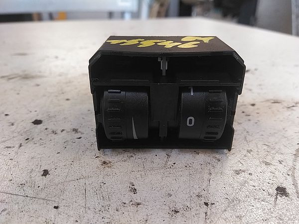 Bryter lysregulering VW TOURAN (1T3)