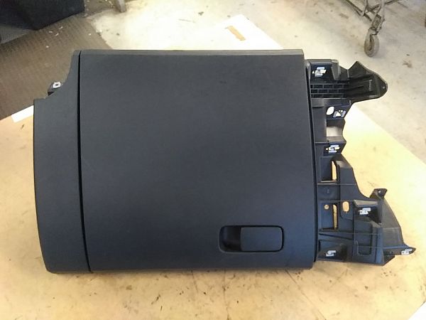 Handskerum VW UP (121, 122, BL1, BL2, BL3, 123)